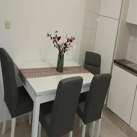 Sunny With Pool Casa vacanze Dračevica