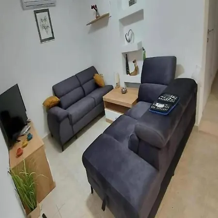 Casa vacanze Sunny With Pool